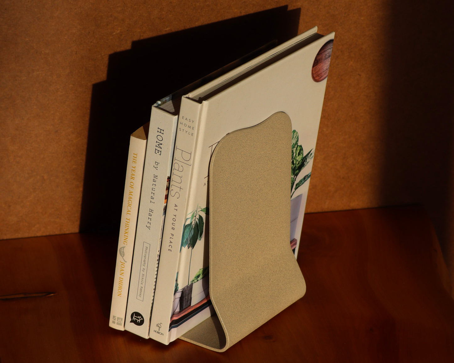 ELLE Bookend