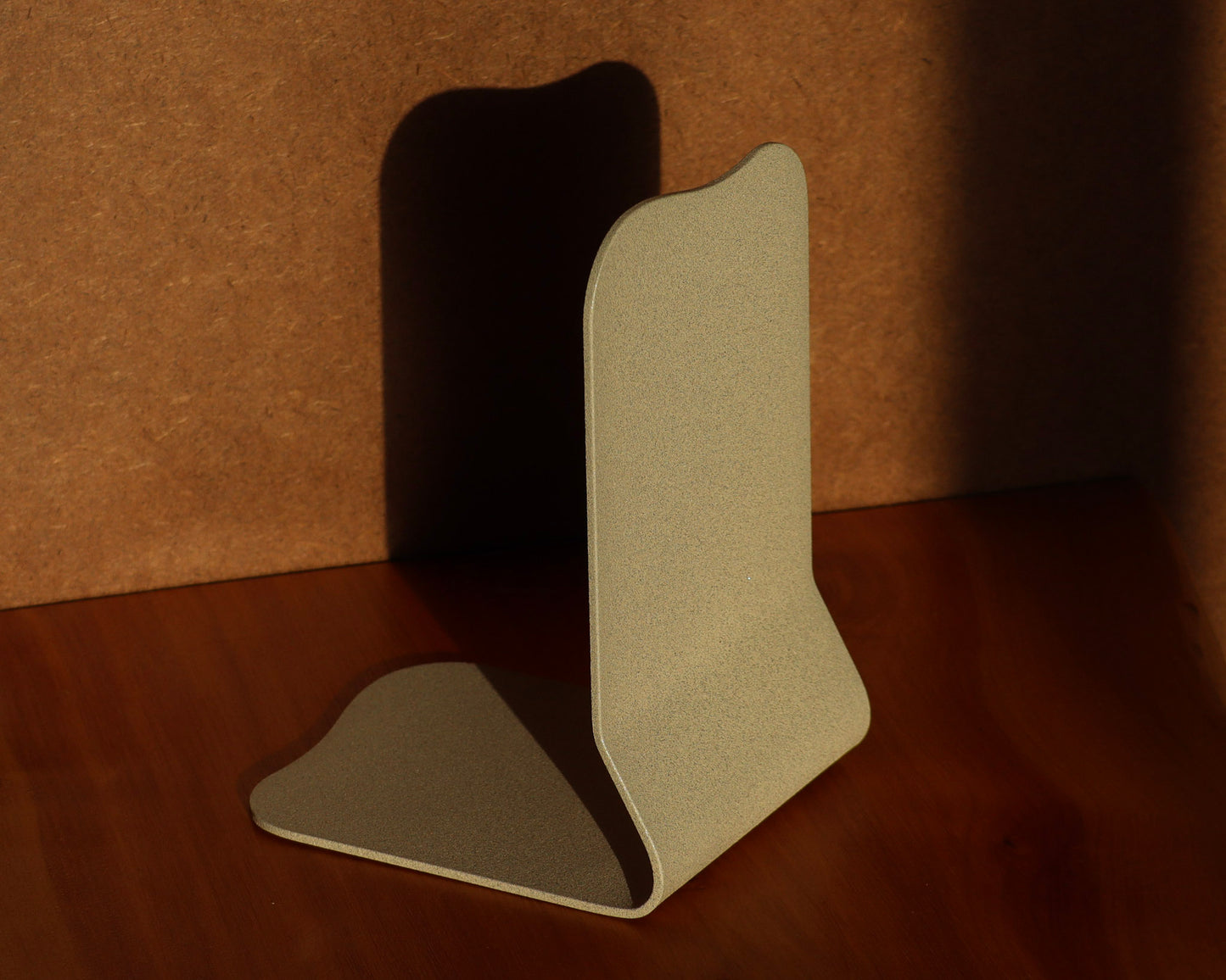 ELLE Bookend